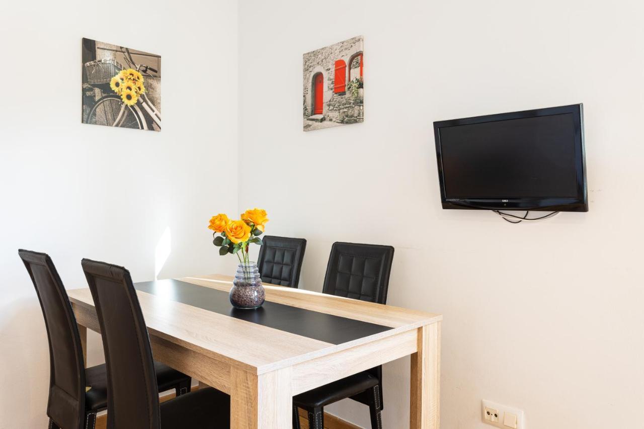 Holidays2Malaga Cruz Verde City Center With Aircon & Wifi Zewnętrze zdjęcie
